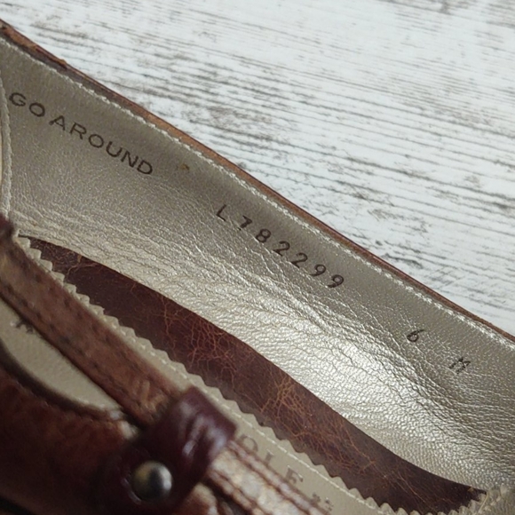 🟦NWOT Kenneth Cole NY Italian Leather Heels - Picture 12 of 13